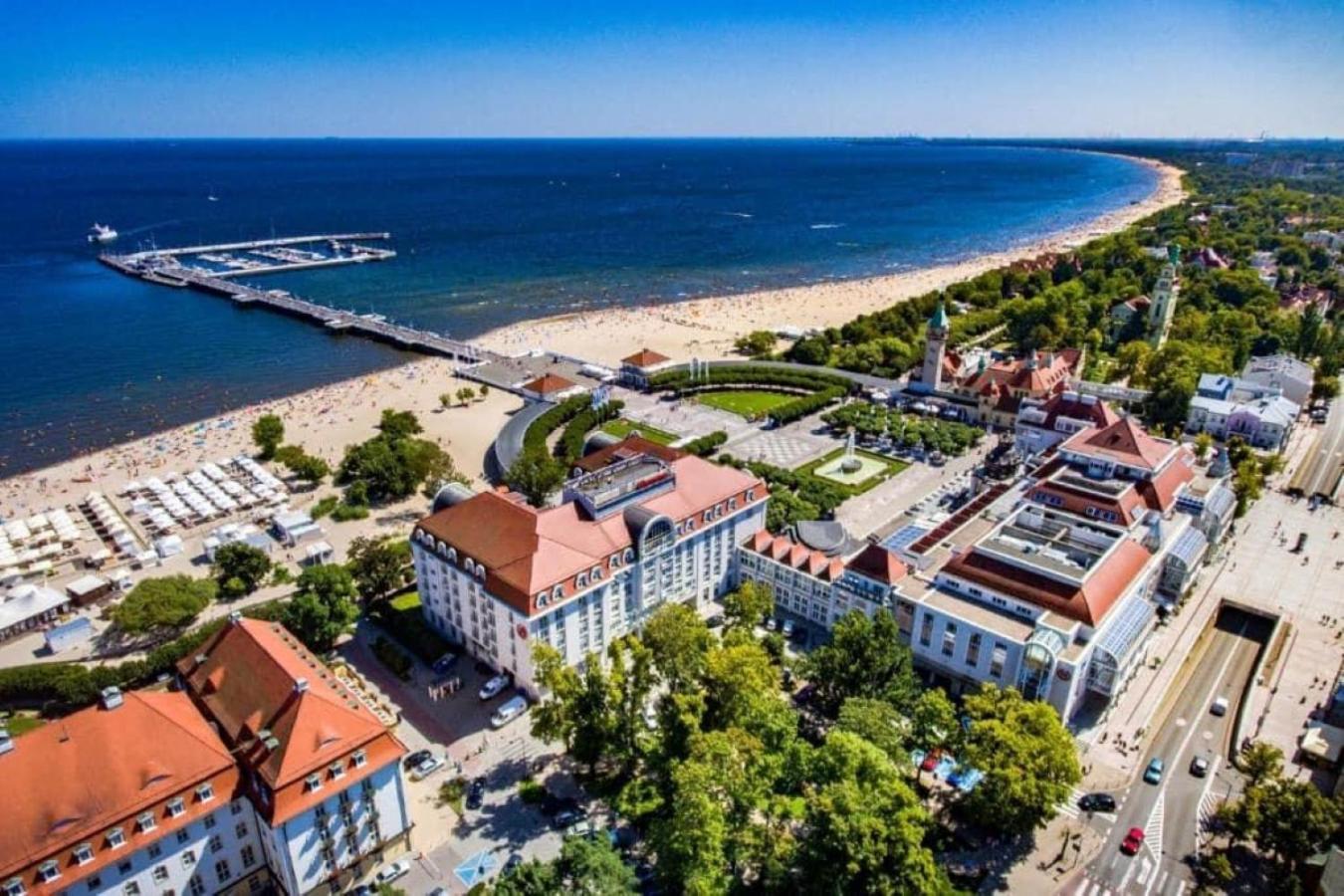 Marina Coastal Aparthotel
